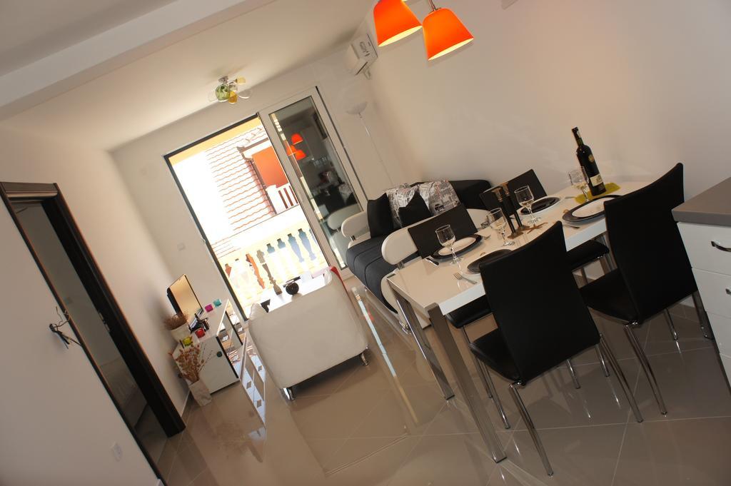 Apartments Adriatico Herceg Novi Szoba fotó